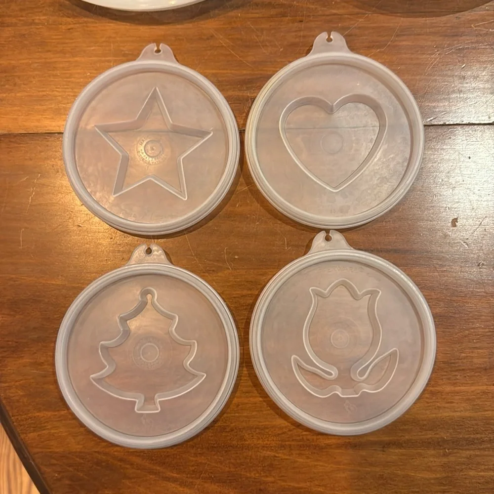 Tupperware this vintage